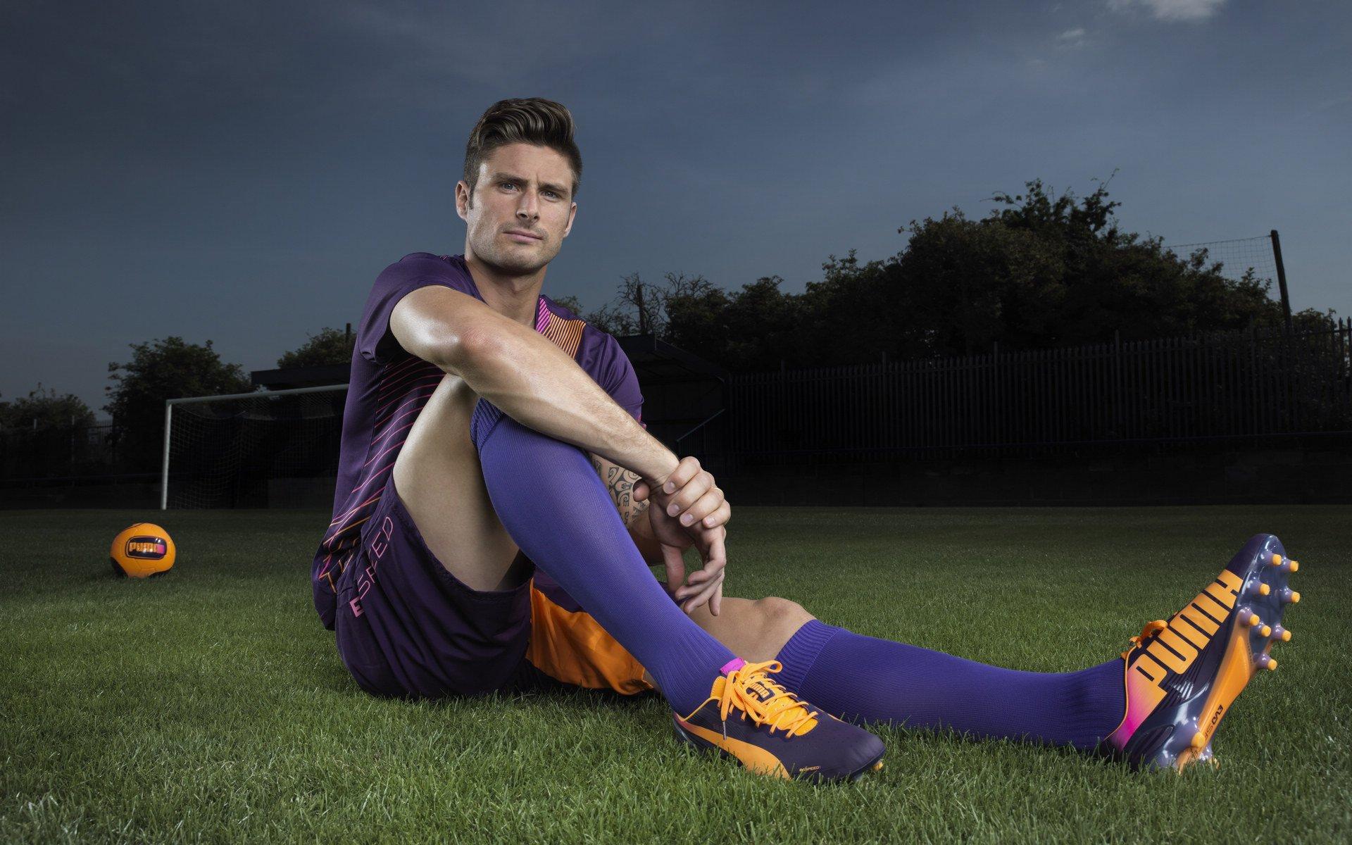 兰普泰专访，追梦之路，以罗纳尔迪尼奥为灵感，以阿尔维斯为标杆的边后卫进化论