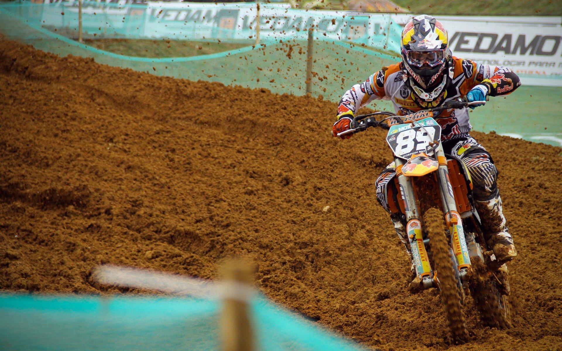 埃弗顿主场激战富勒姆，格拉利什关键发挥，皮克福德力保城门不失